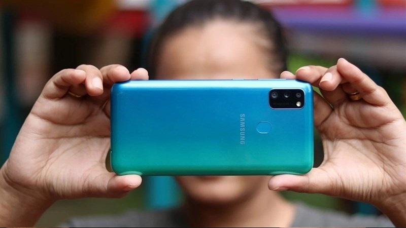 Các màu sắc trên Galaxy M30s