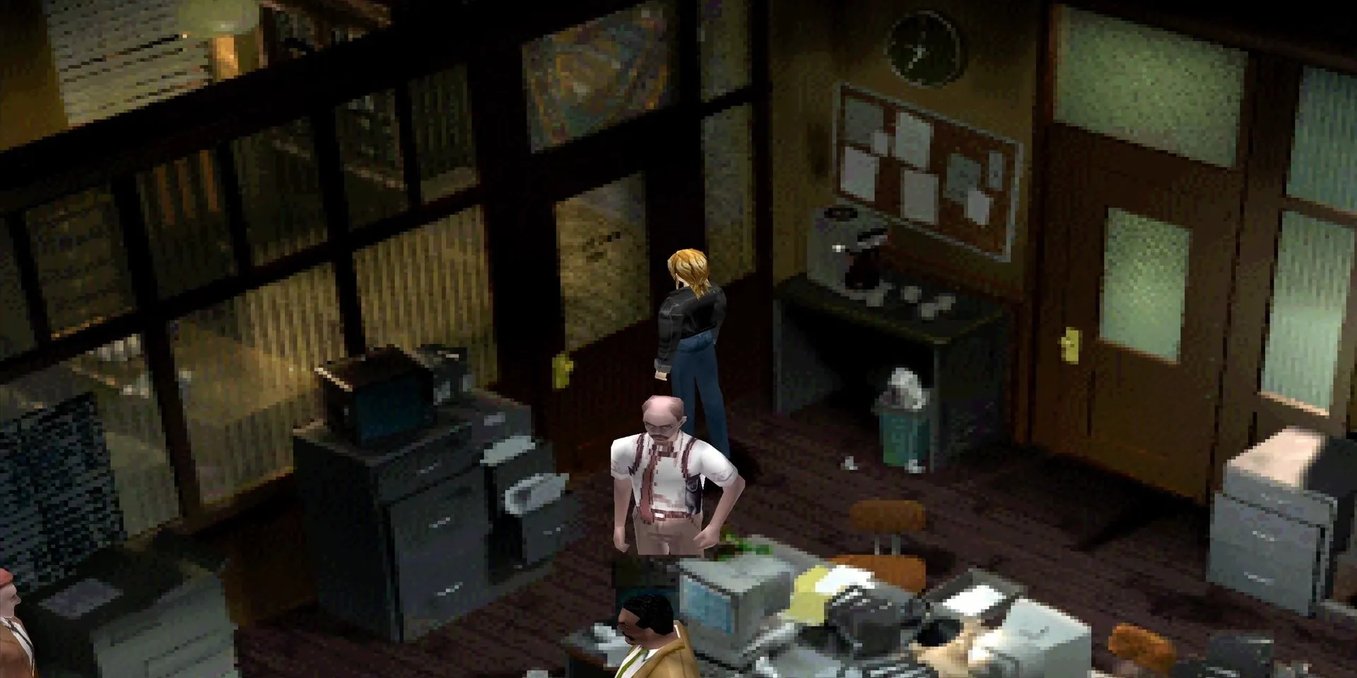 Aya Brea tại đồn cảnh sát trong Parasite Eve, phông nền dựng sẵn chi tiết tạo cảm giác thực tế