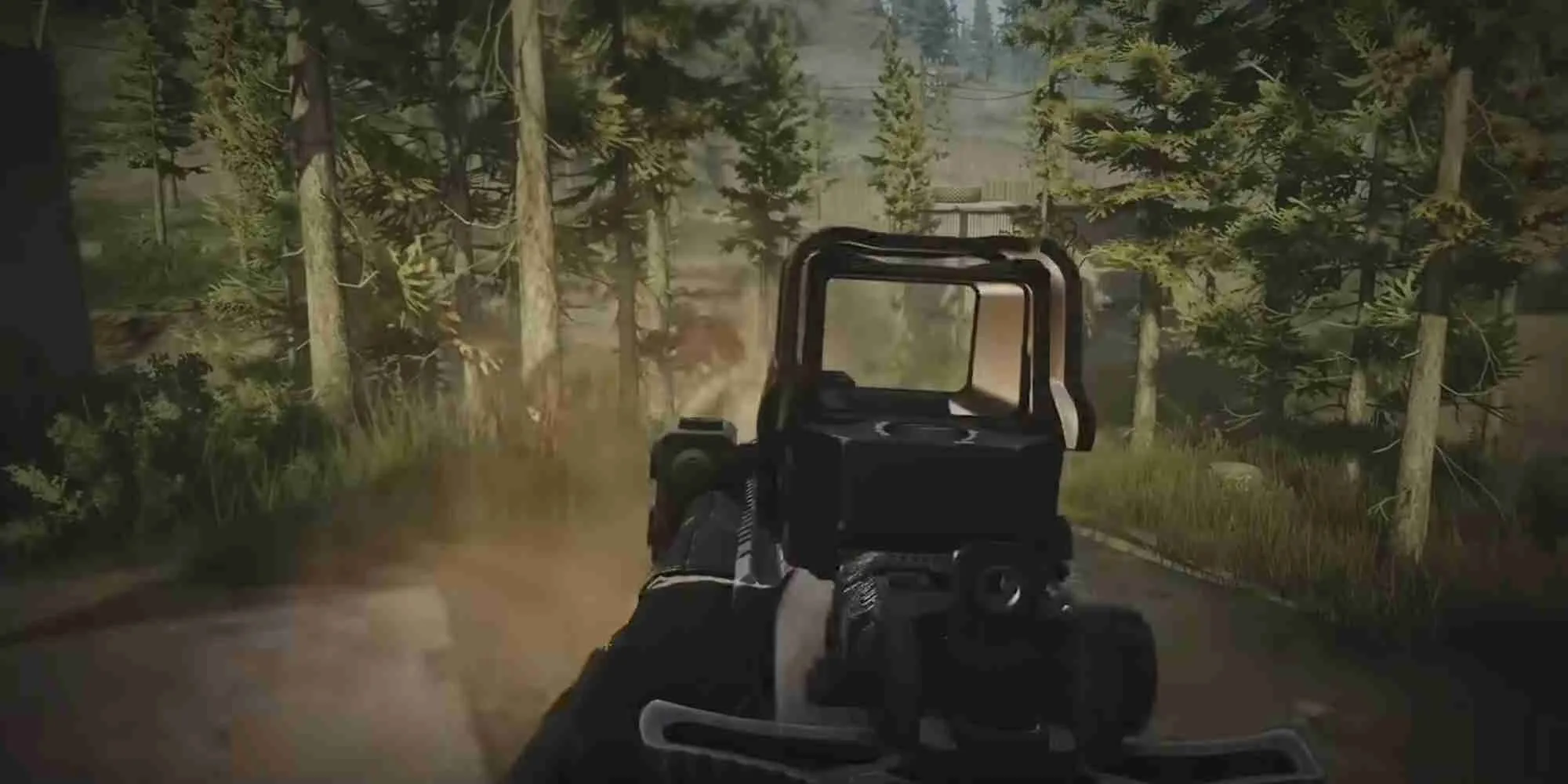 Cảnh chiến đấu trong Escape From Tarkov Arena với hiệu ứng cháy nổ