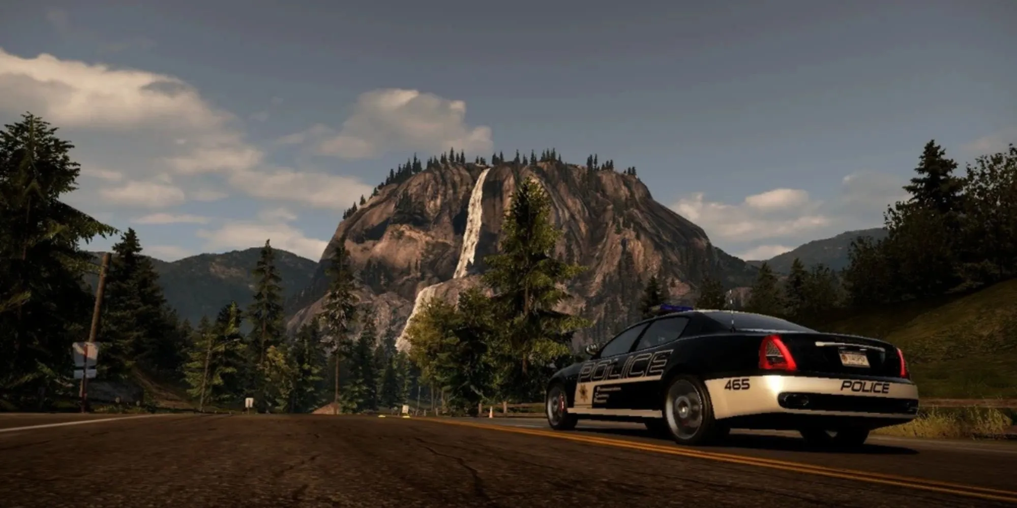 Đường đua ven biển tuyệt đẹp tại Seacrest County trong Need for Speed Hot Pursuit 2010