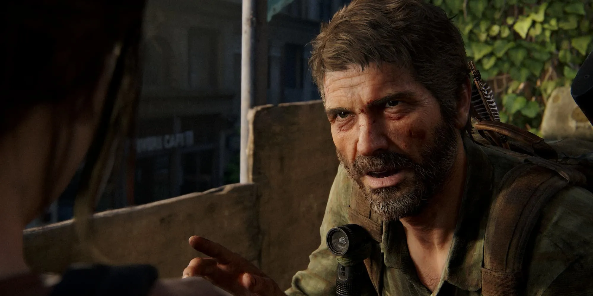 Joel đang khiển trách Ellie trong The Last of Us Part 1