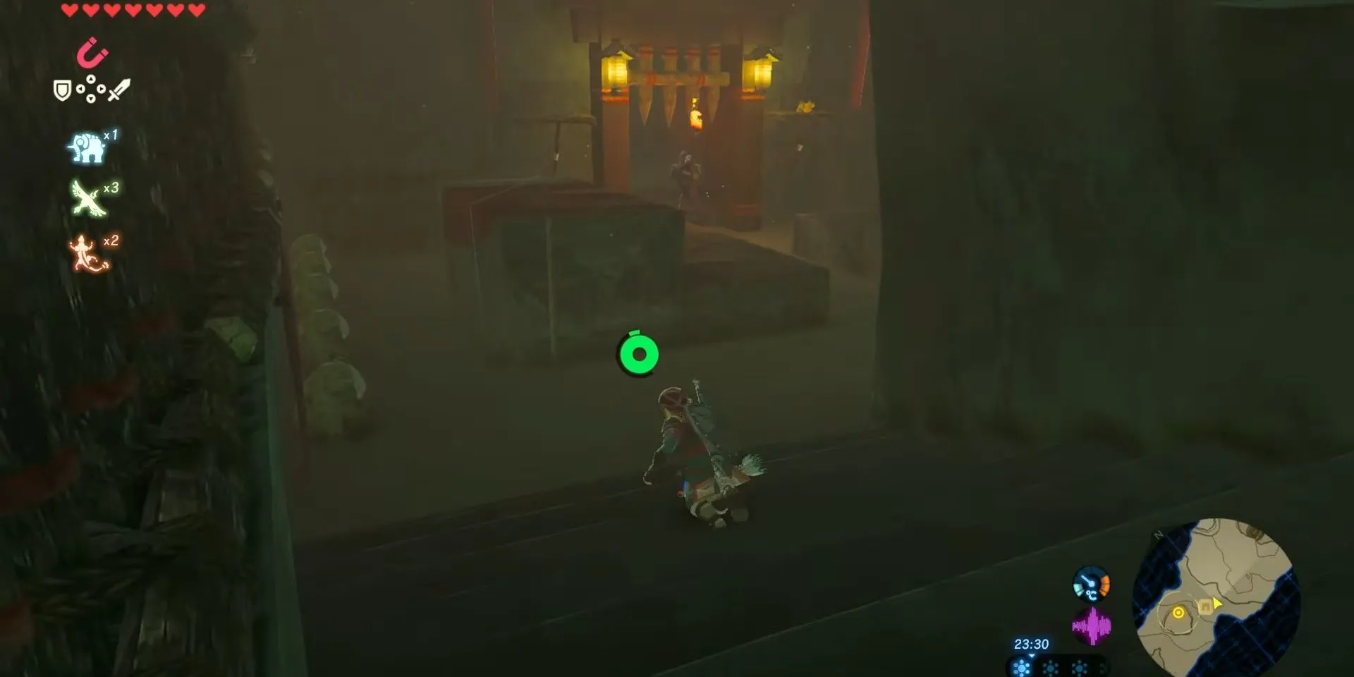 Link ẩn nấp trong Yiga Hideout của Zelda Breath of the Wild để tránh bị phát hiện