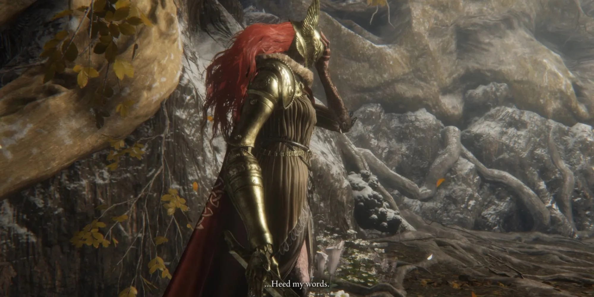 Malenia, Blade of Miquella, đang đội mũ trụ trong Elden Ring
