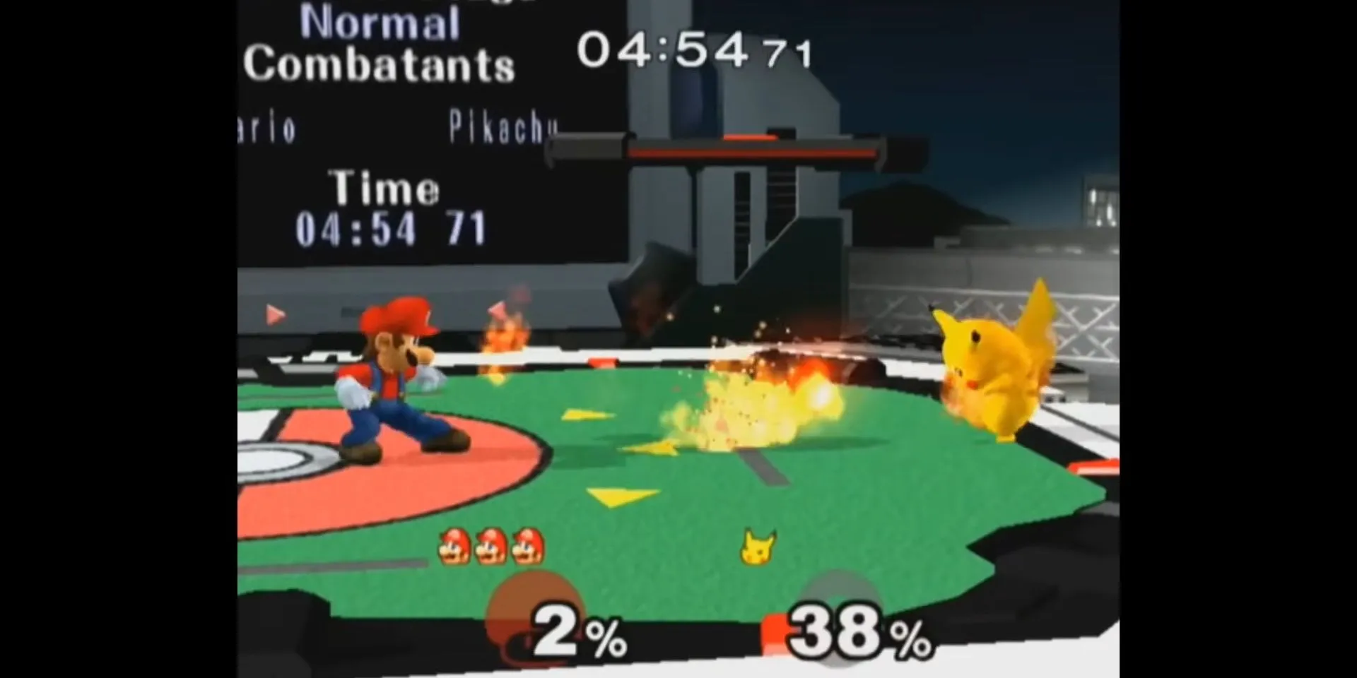 Mario và Pikachu chuẩn bị chiến đấu trong đấu trường Final Destination của Super Smash Bros. Melee