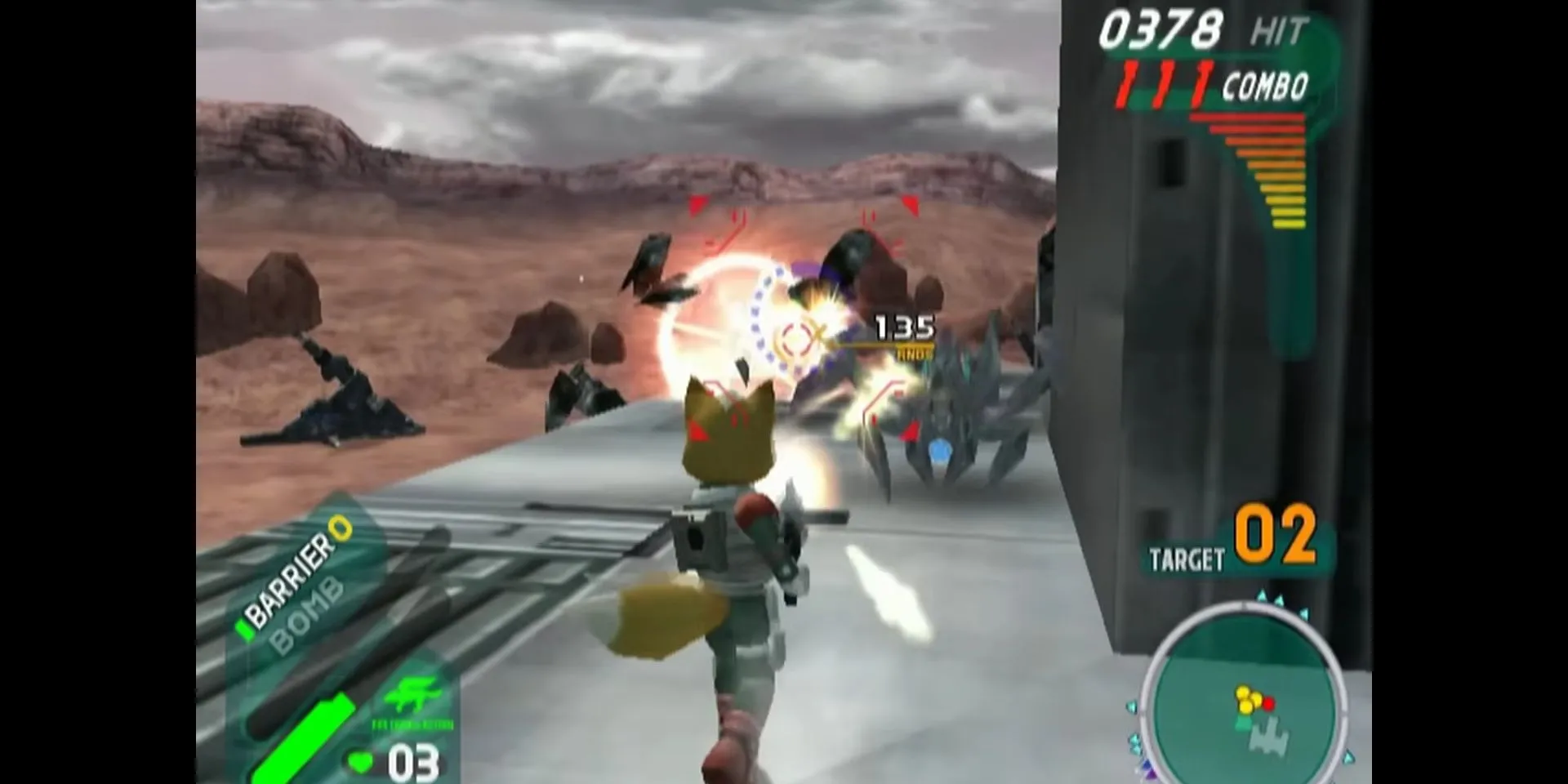 Nhân vật Fox McCloud đi bộ trên mặt đất, khác với lối chơi truyền thống trên Arwing, trong Star Fox: Assault