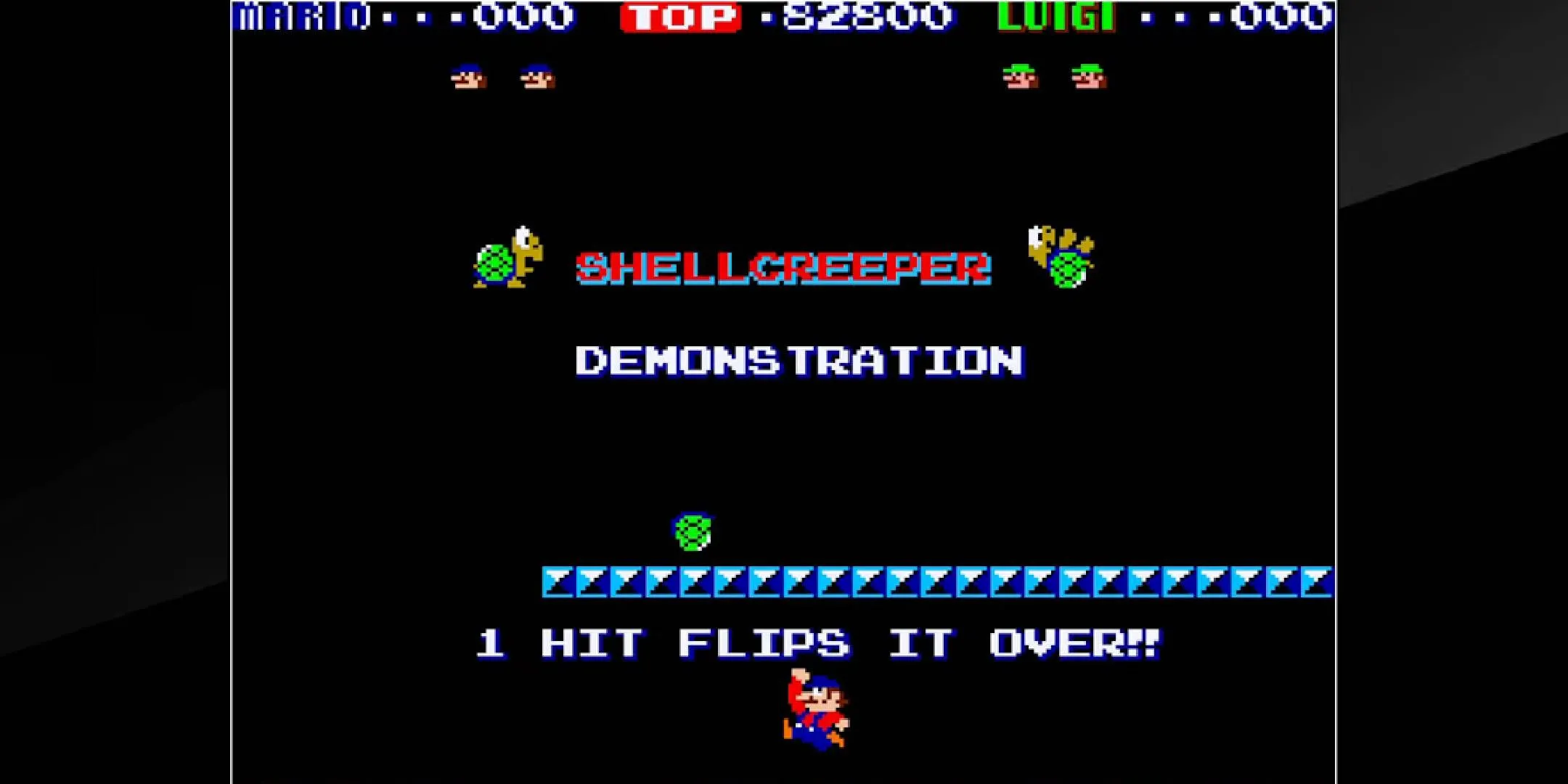 Màn hình game Super Mario Bros trên máy arcade cổ điển, thể hiện gameplay 2 người.