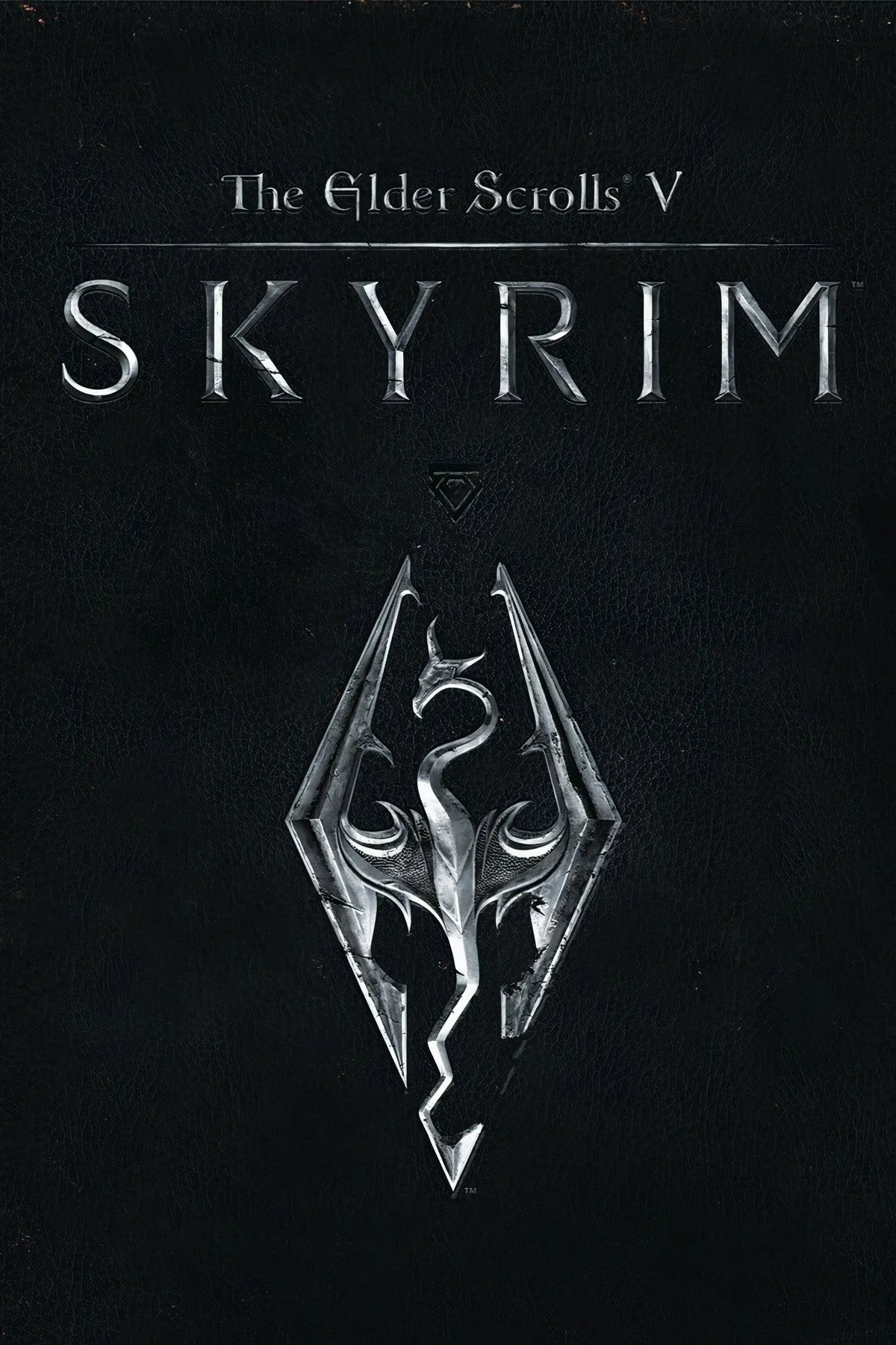 Phong cảnh tuyết trắng xóa và núi non hùng vĩ của Skyrim, với một con rồng bay trên bầu trời.